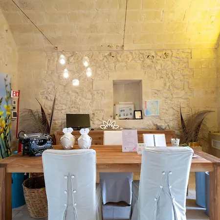 Relais Masseria Capasa فيلة *